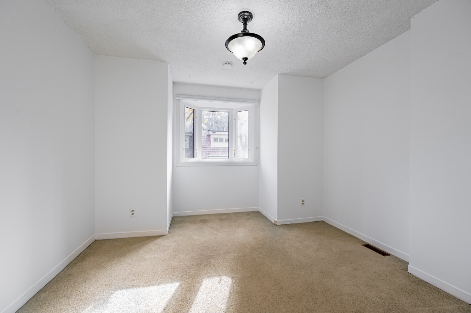 49 Granby Street 2nd bedroom with mirror door closet 8 web 1 11