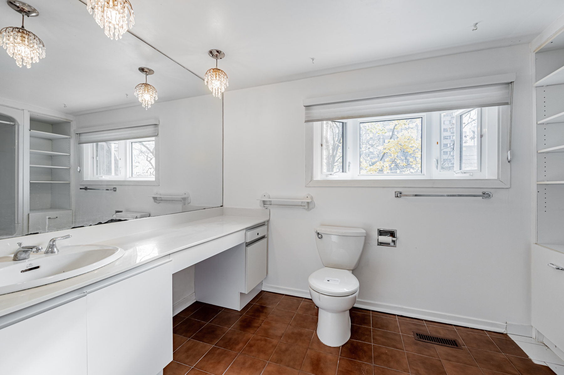 49 Granby Street large ensuite bath 15 web 1 17